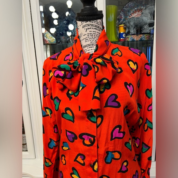 Vintage Escada Red Heart Print Blouse with Neck Bow 34 S - Picture 2 of 16